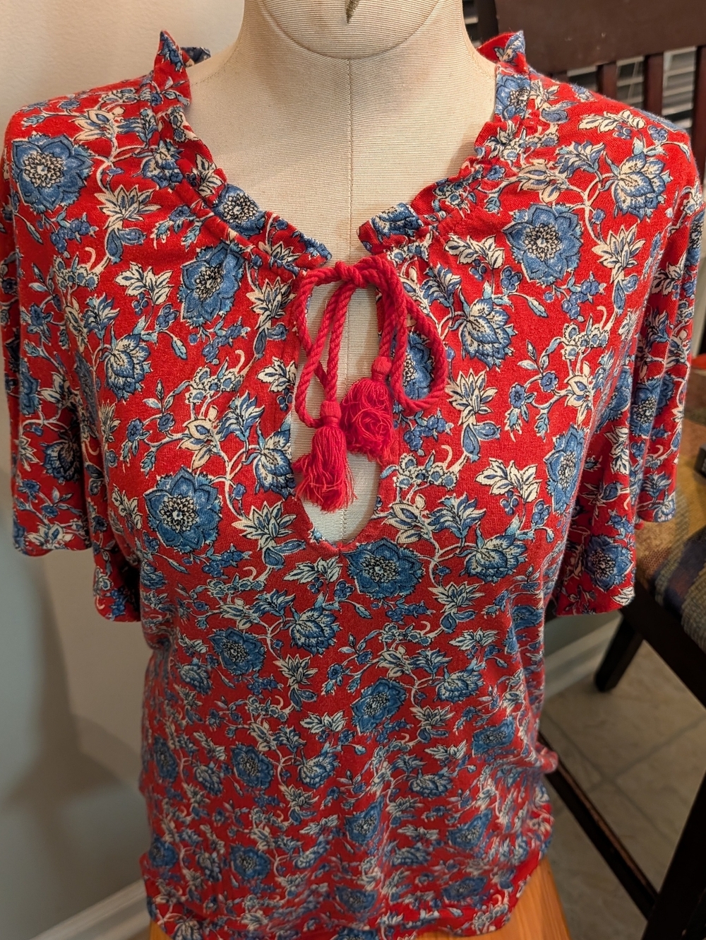 Lauren Ralph Lauren Floral Blouse Size L Red Blue Boho Tie Neck